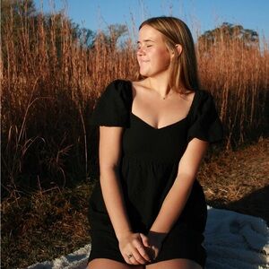 Old Navy Women's Fit & Flare Puff-Sleeve Seersucker All-Day Mini Dress